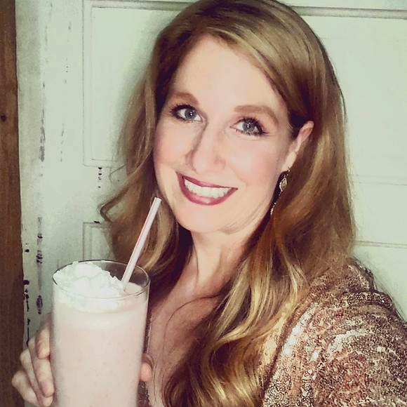 HELLO! ๐๐ - Picture 3 of 16